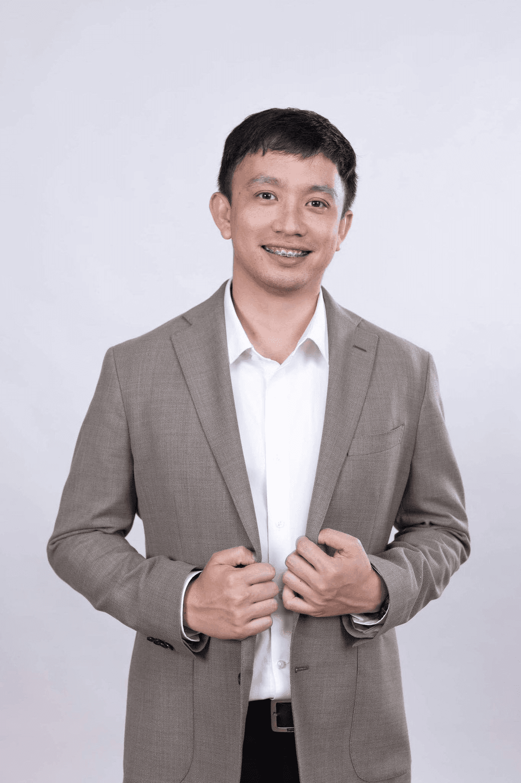 ผศ.ดร.ทินกร ปงธิยา
